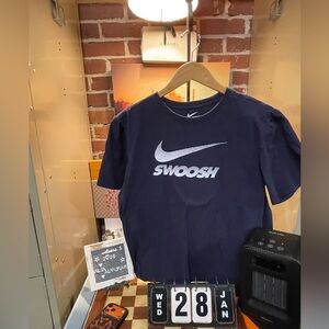 Nike Tee Athletic Cut Mens Large Swoosh Shirt